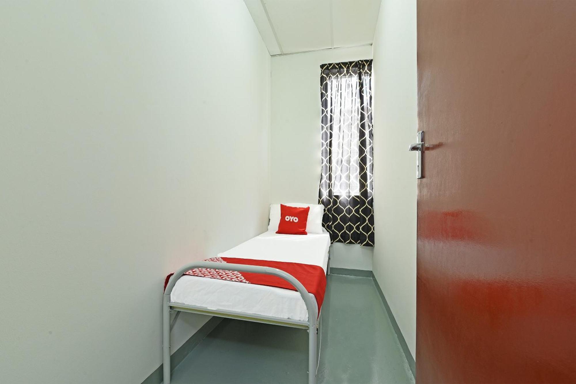 Spot On 90500 Sri Rampai Metro Hostel 쿠알라룸푸르 외부 사진