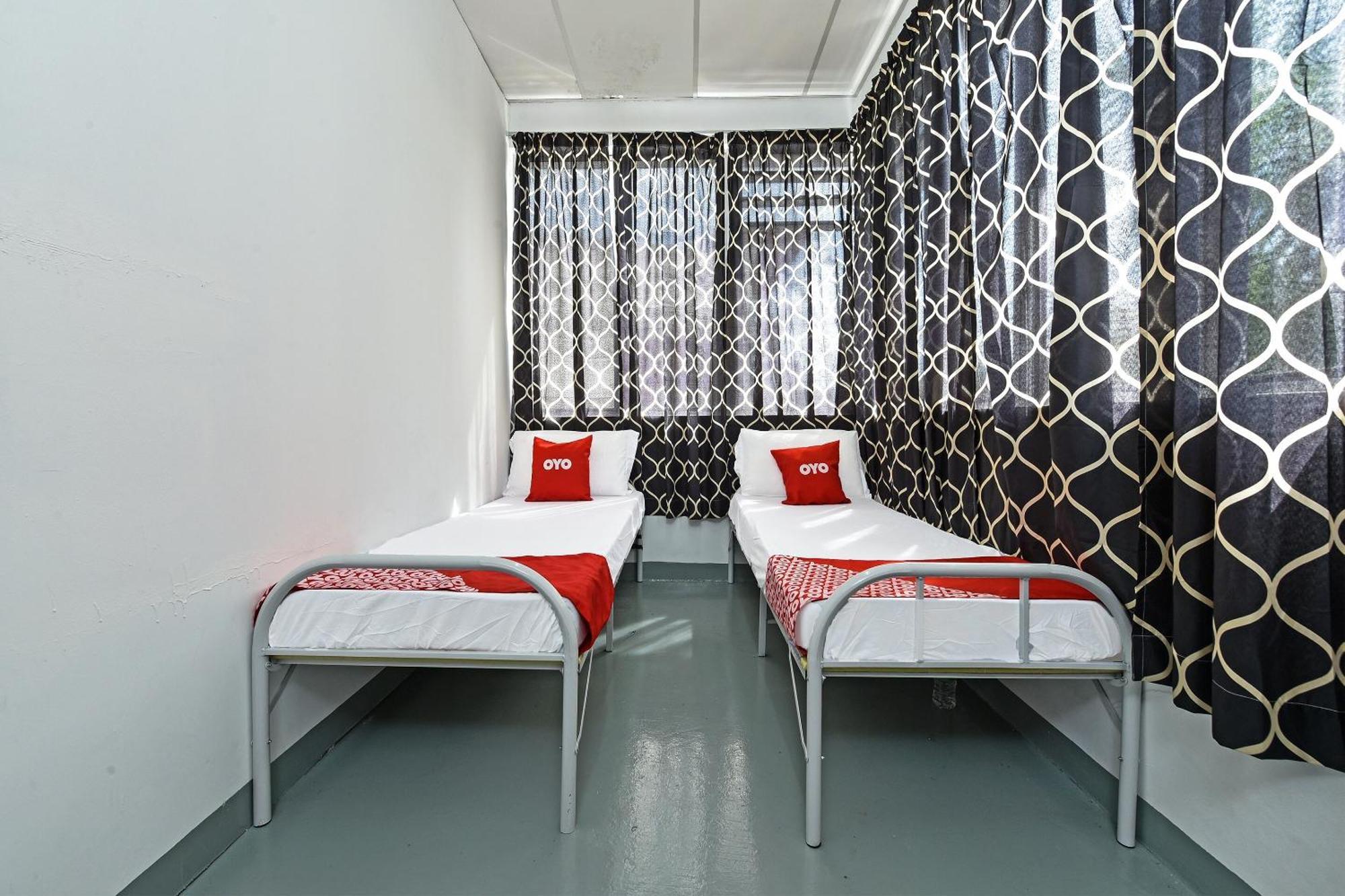 Spot On 90500 Sri Rampai Metro Hostel 쿠알라룸푸르 외부 사진