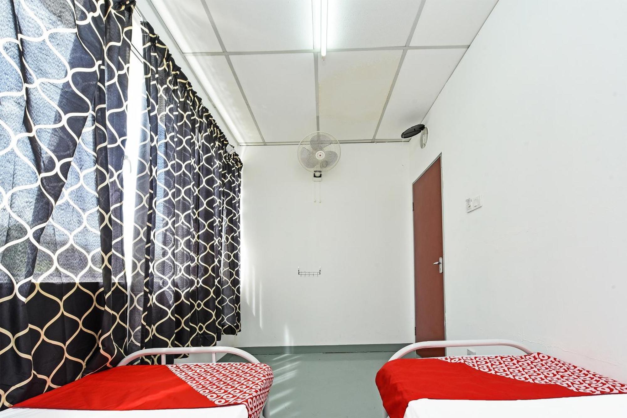 Spot On 90500 Sri Rampai Metro Hostel 쿠알라룸푸르 외부 사진